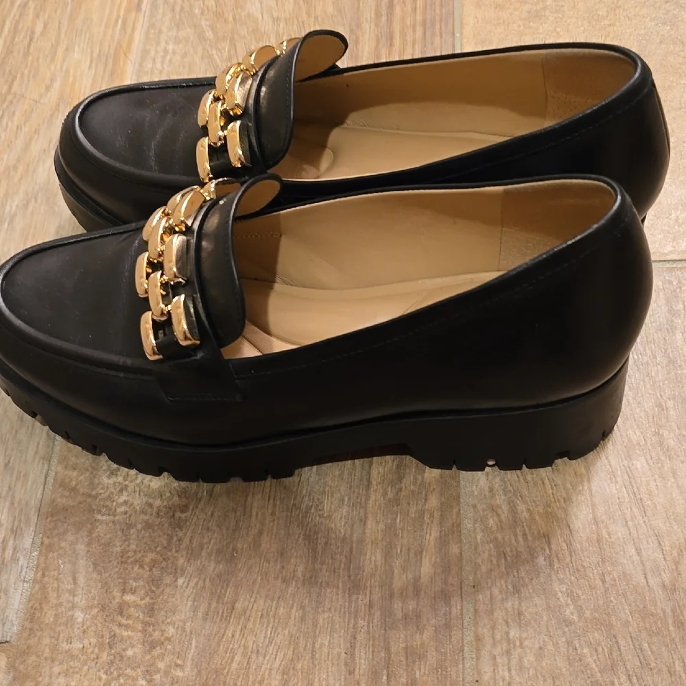 Antonio Melani Black Flats with Gold Accent - Picture 2 of 2